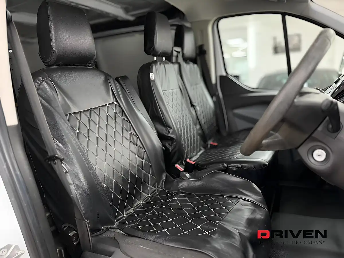 Used 2015 Ford Transit Custom Trend Frozen White - Interior and Exterior details 4