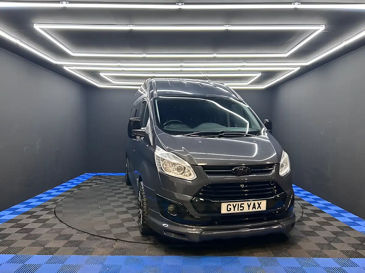 Used 2015 Ford Transit Custom Trend Grey - Interior and Exterior details 3
