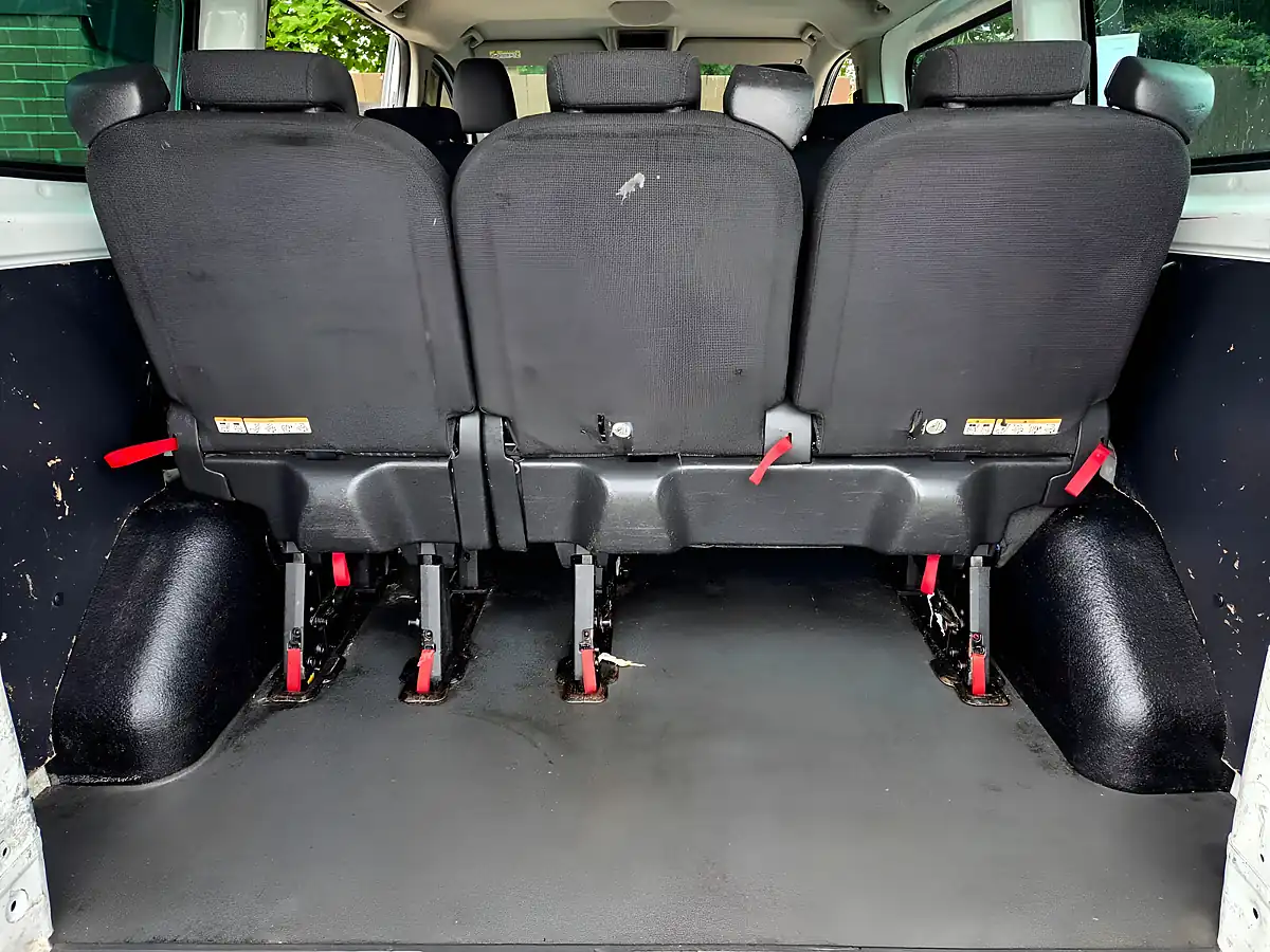 Used 2015 Ford Transit Custom Trend Kombi L1 H1 White - Interior and Exterior details 16