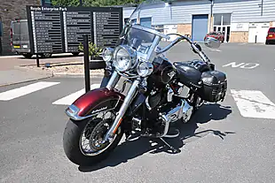 Used 2015 Harley-Davidson Softail Heritage Flstc Red - Interior and Exterior details 4