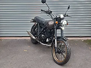 Used 2015 Herald Motor Co Classic Bronze - Interior and Exterior details 3