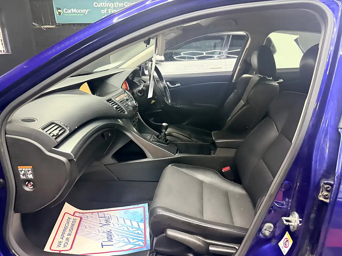 Used 2015 Honda Accord Es GT Blue - Interior and Exterior details 10