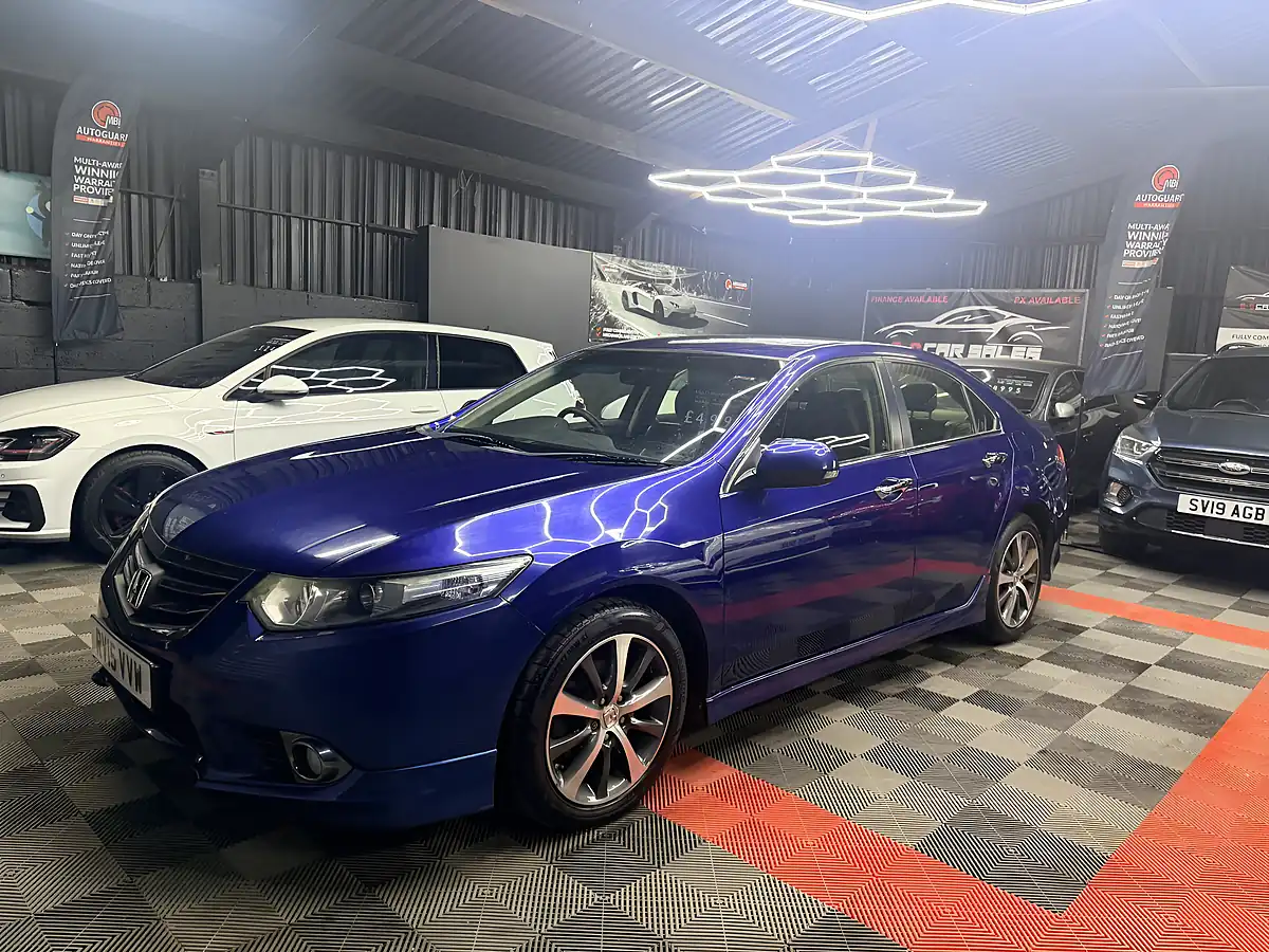 Used 2015 Honda Accord Es GT Blue - Interior and Exterior details 12
