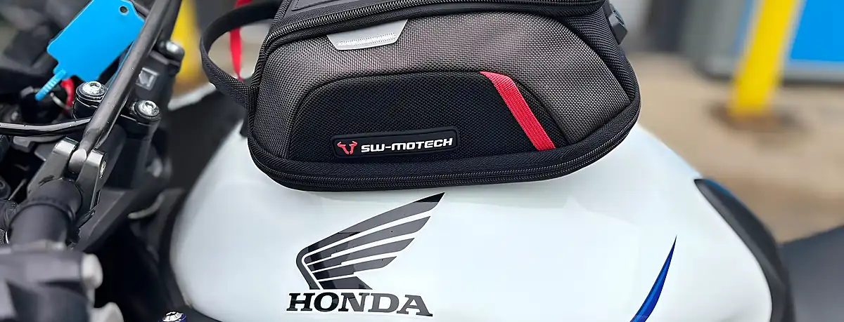 Used 2015 Honda CB650F - Interior and Exterior details 5