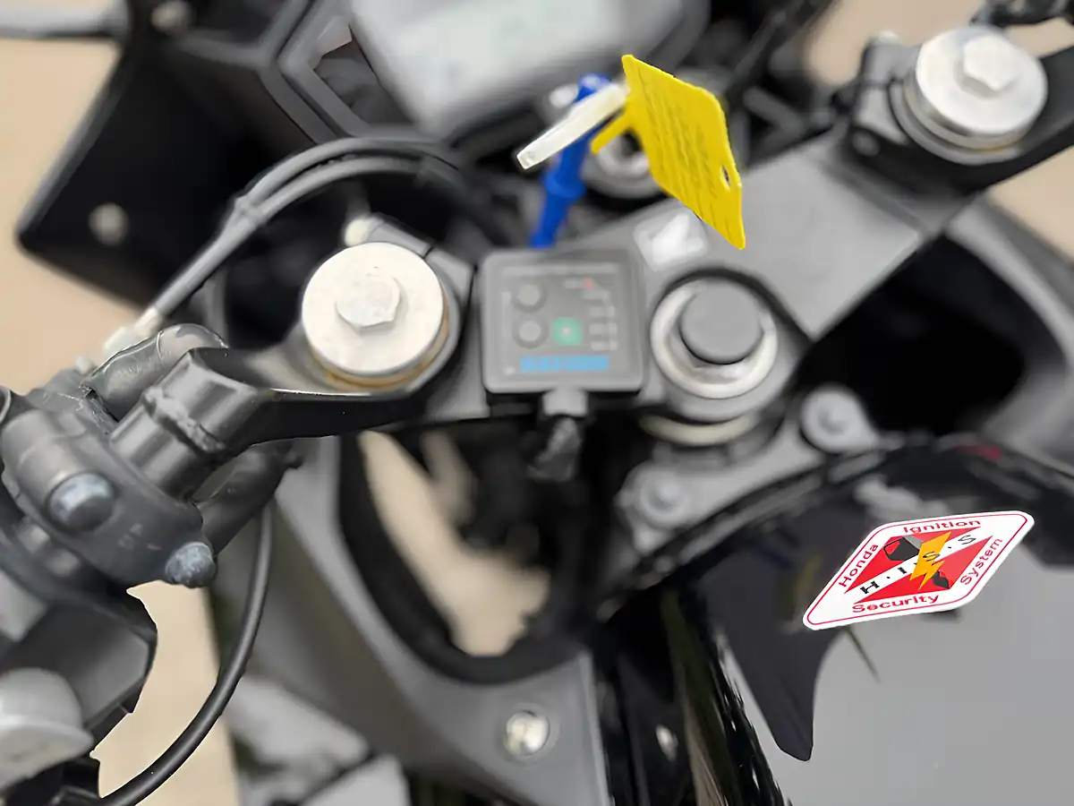 Used 2015 Honda Cbr 500 Ra-F Black - Interior and Exterior details 11