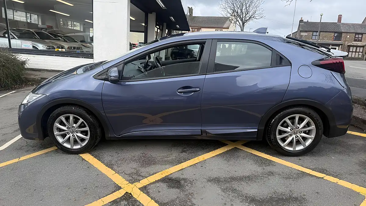 Used 2015 Honda Civic S Blue - Interior and Exterior details 16