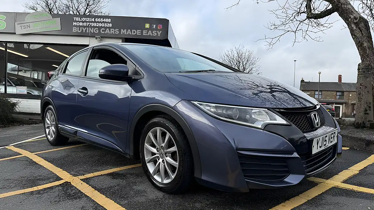 Used 2015 Honda Civic S Blue - Interior and Exterior details 8