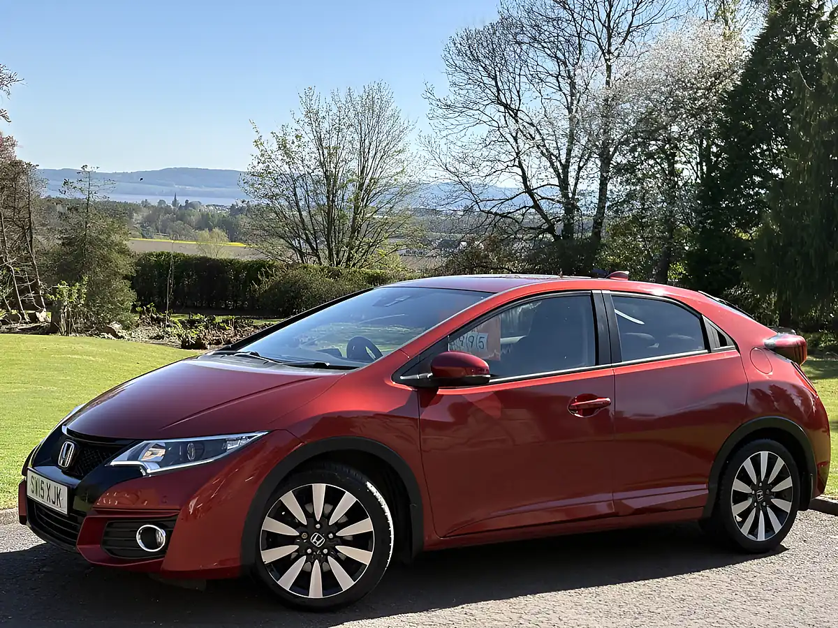 Used 2015 Honda Civic Se+ Metallic Burgundy Red - Front View