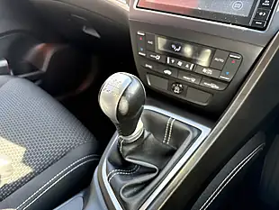 Used 2015 Honda Civic Se+ Metallic Burgundy Red - Interior and Exterior details 15