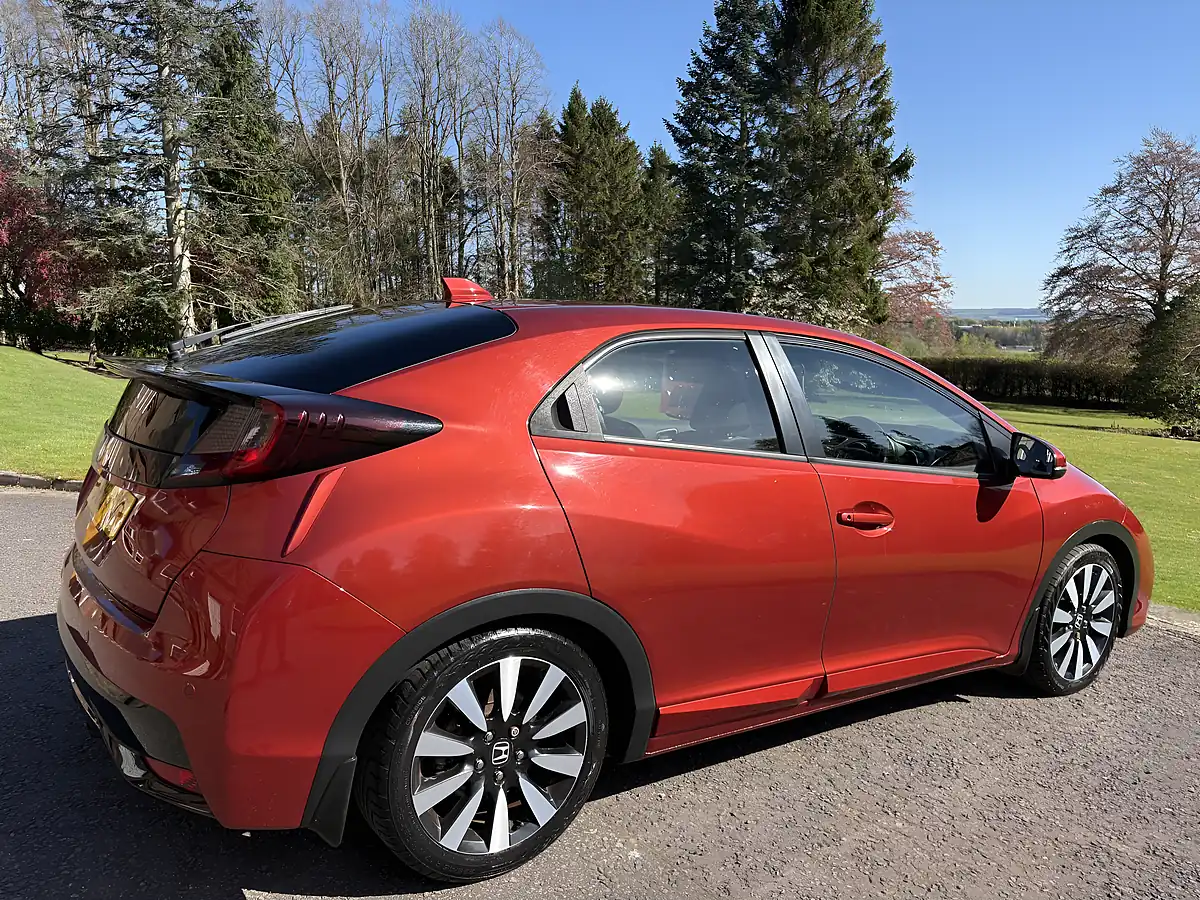 Used 2015 Honda Civic Se+ Metallic Burgundy Red - Interior and Exterior details 5