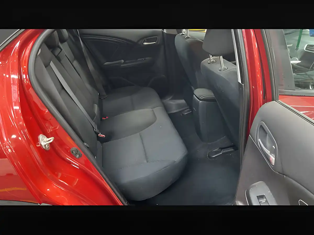 Used 2015 Honda Civic Se+ Milano Red - Interior and Exterior details 13