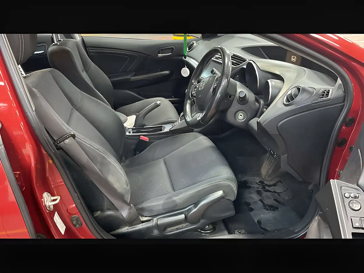 Used 2015 Honda Civic Se+ Milano Red - Interior and Exterior details 9
