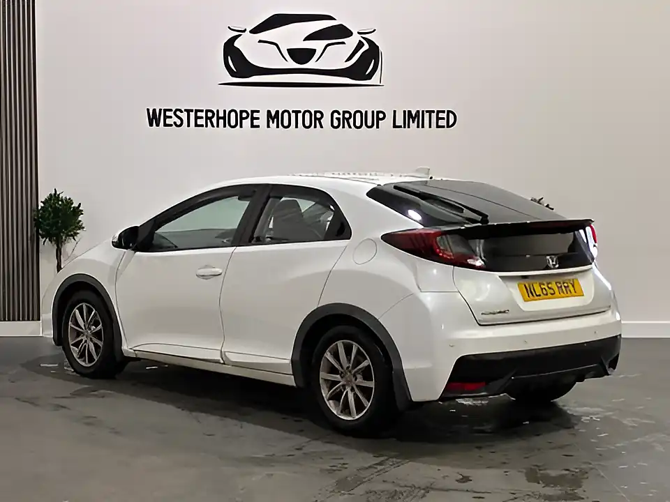 Used 2015 Honda Civic Se Plus (navi) White - Interior and Exterior details 2