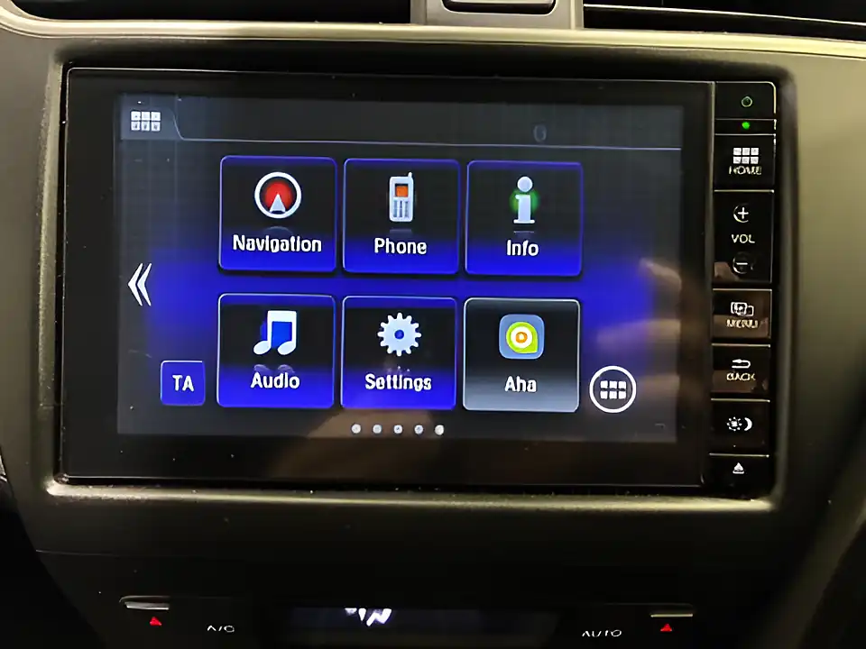 Used 2015 Honda Civic Se Plus (navi) White - Interior and Exterior details 6