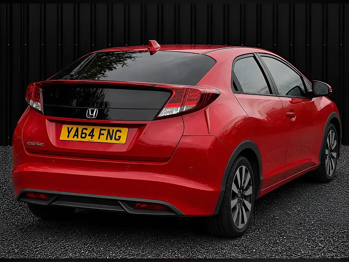 Used 2015 Honda Civic Se Plus Red - Interior and Exterior details 4