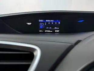 Used 2015 Honda Civic Se Plus Tourer White - Interior and Exterior details 13