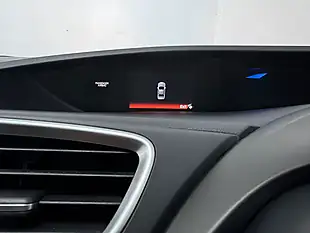 Used 2015 Honda Civic Se Plus Tourer White - Interior and Exterior details 15