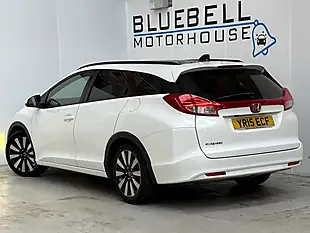 Used 2015 Honda Civic Se Plus Tourer White - Interior and Exterior details 4