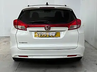 Used 2015 Honda Civic Se Plus Tourer White - Interior and Exterior details 5