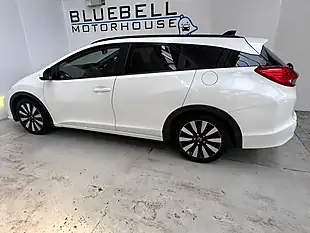 Used 2015 Honda Civic Se Plus Tourer White - Interior and Exterior details 7