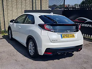 Used 2015 Honda Civic Se Plus White - Interior and Exterior details 6