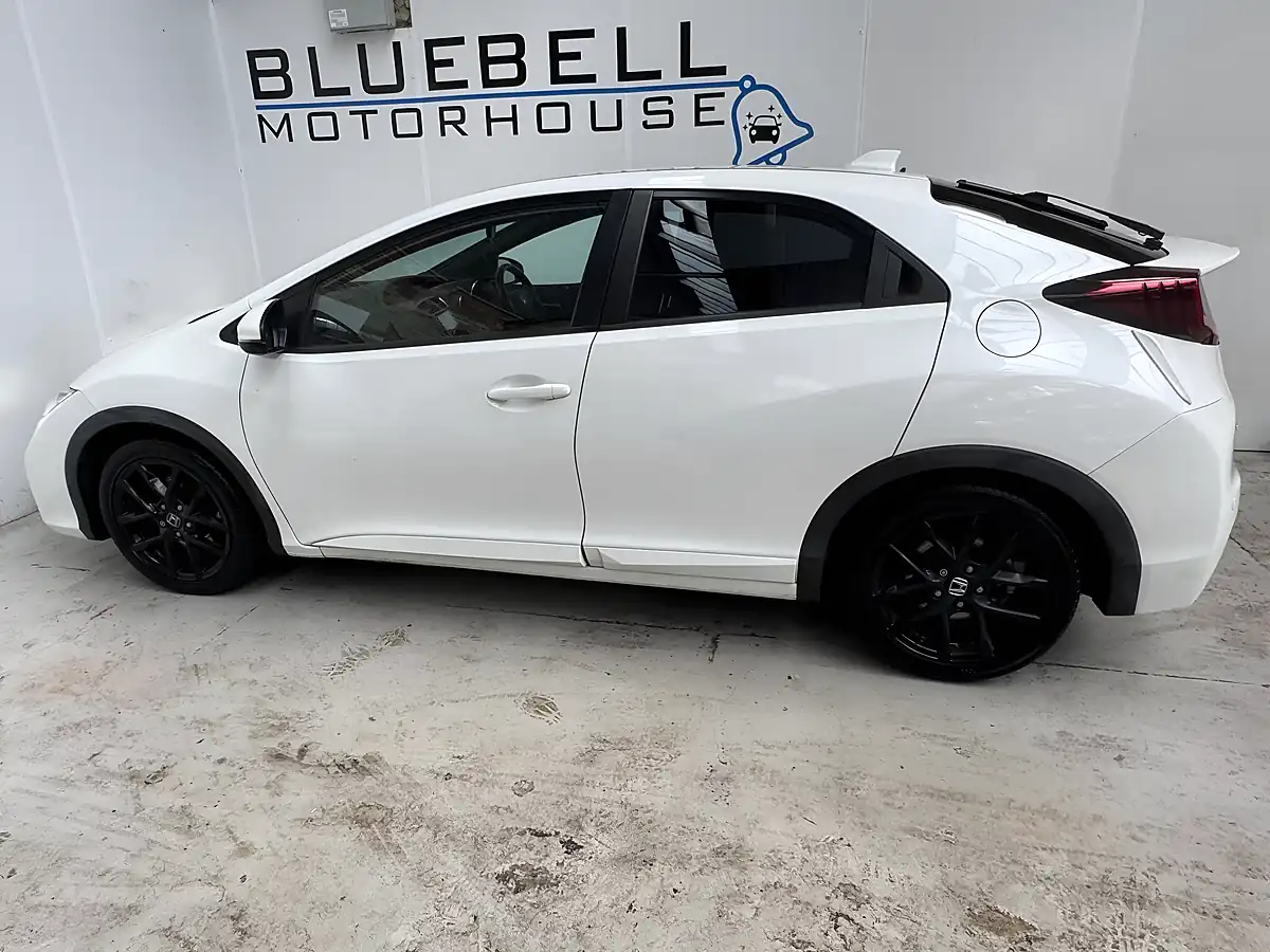Used 2015 Honda Civic Sport White Orchid - Interior and Exterior details 6