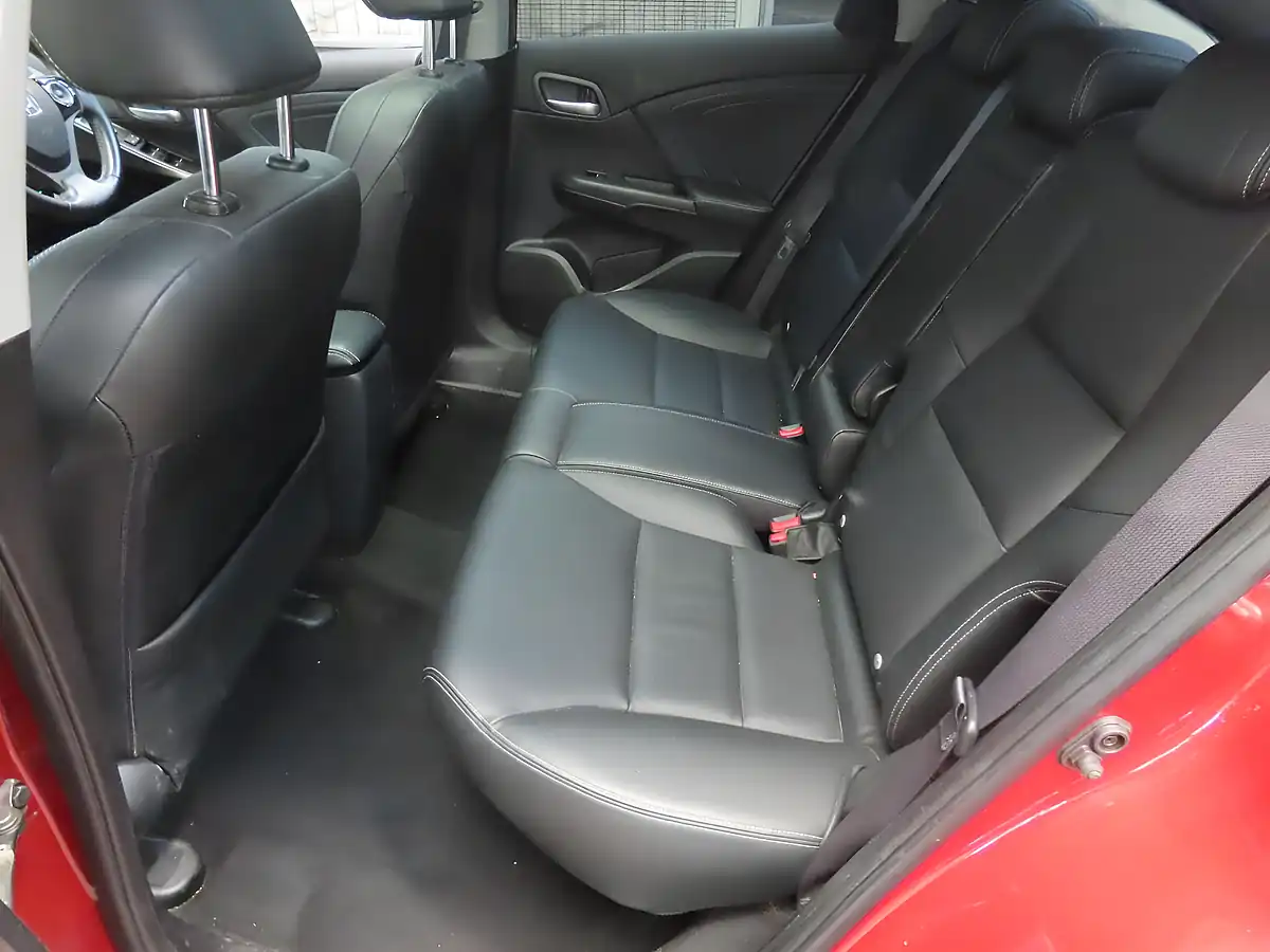 Used 2015 Honda Civic Sr Red - Interior and Exterior details 9
