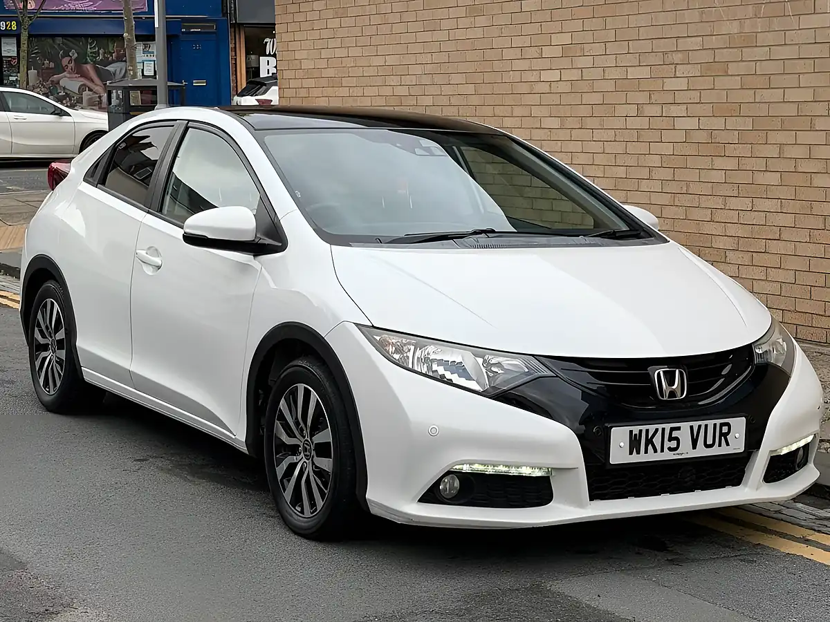 Used 2015 Honda Civic Sr White - Interior and Exterior details 6