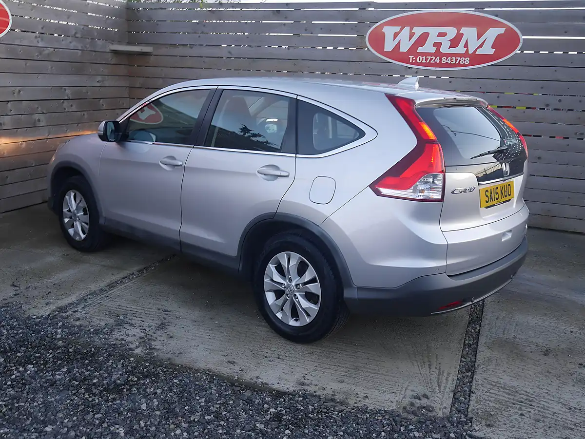 Used 2015 Honda Cr-V Se Alabaster Silver - Interior and Exterior details 6
