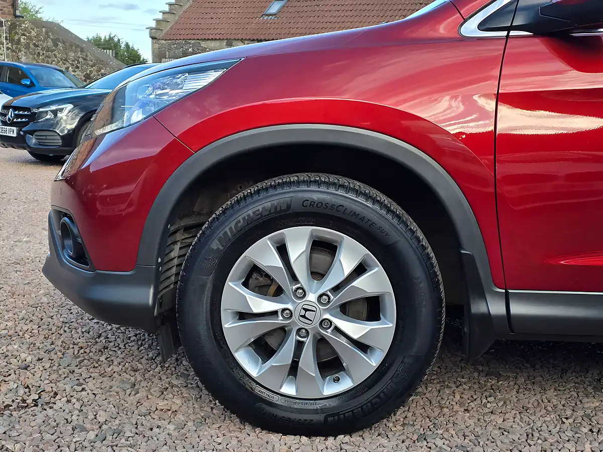 Used 2015 Honda Cr-V Se Passion Red Pearl - Interior and Exterior details 15