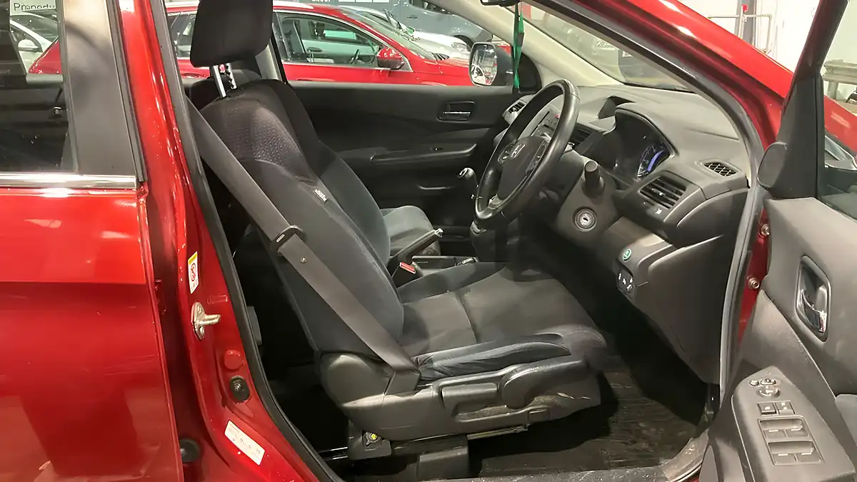 Used 2015 Honda Cr-V Se Red - Interior and Exterior details 11