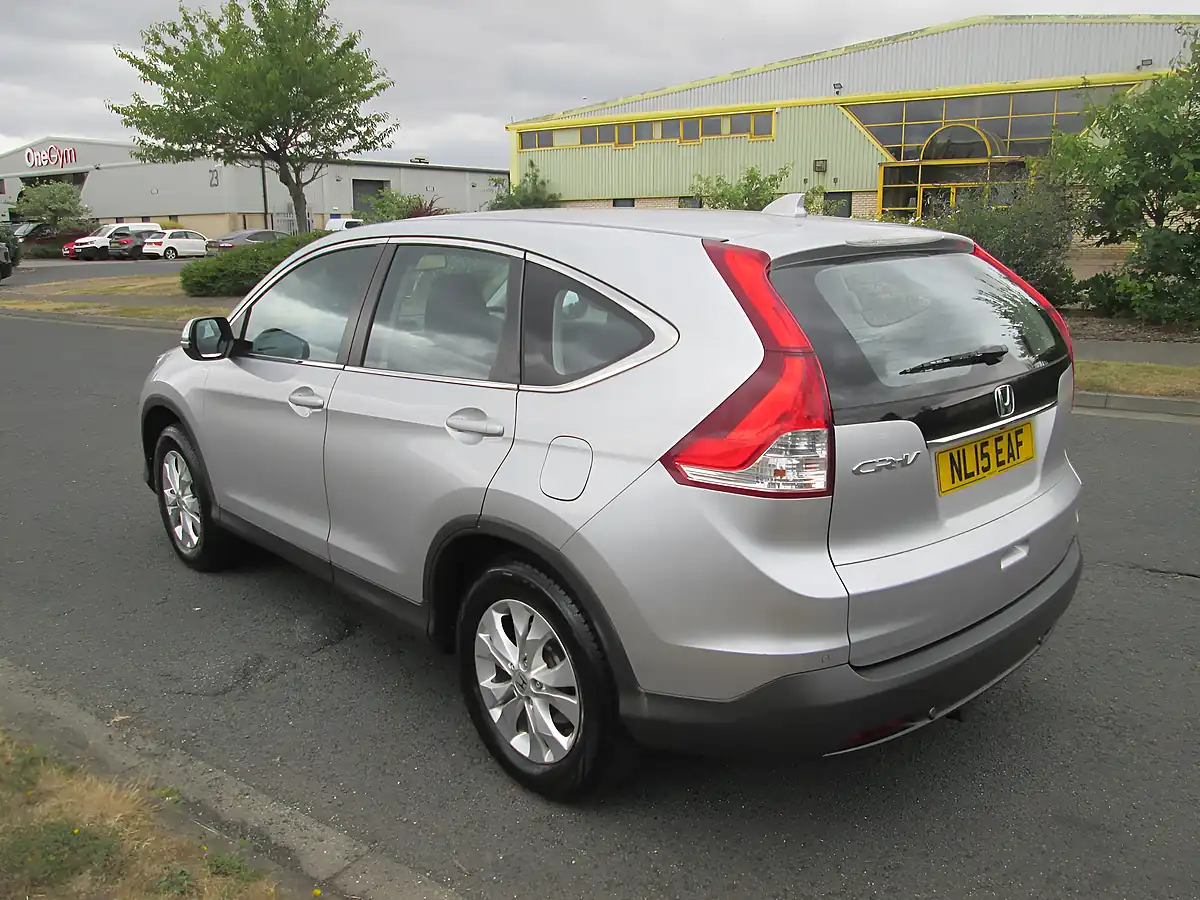 Used 2015 Honda Cr-V Se Silver - Interior and Exterior details 3