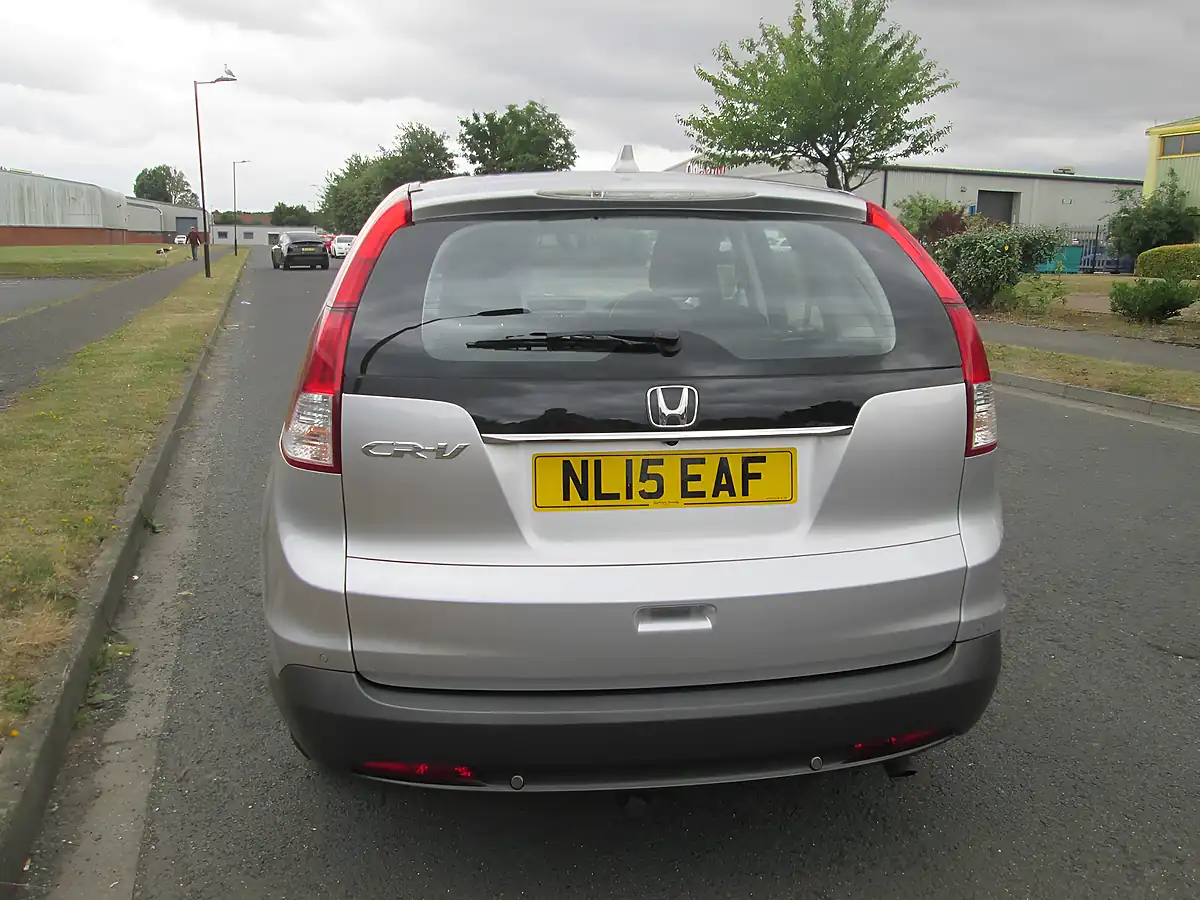 Used 2015 Honda Cr-V Se Silver - Interior and Exterior details 4