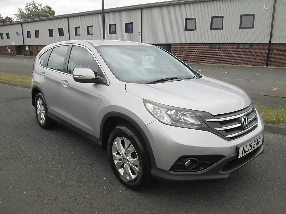 Used 2015 Honda Cr-V Se Silver - Interior and Exterior details 5