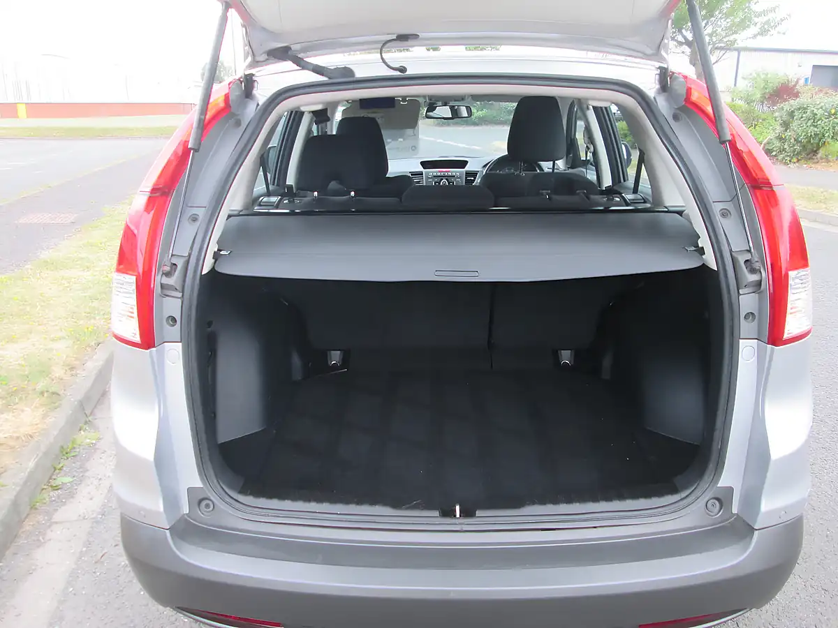 Used 2015 Honda Cr-V Se Silver - Interior and Exterior details 9
