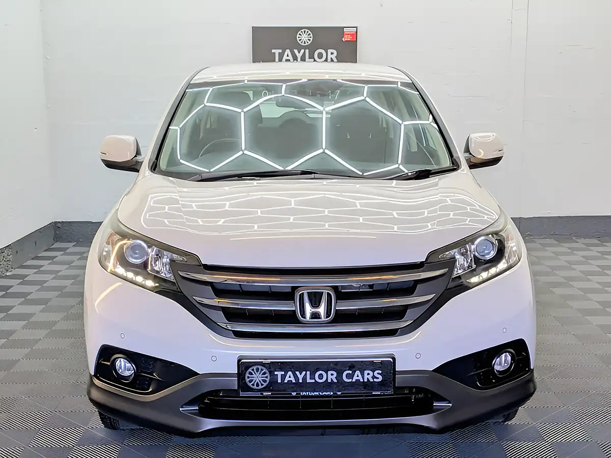 Used 2015 Honda Cr-V Se White - Interior and Exterior details 2