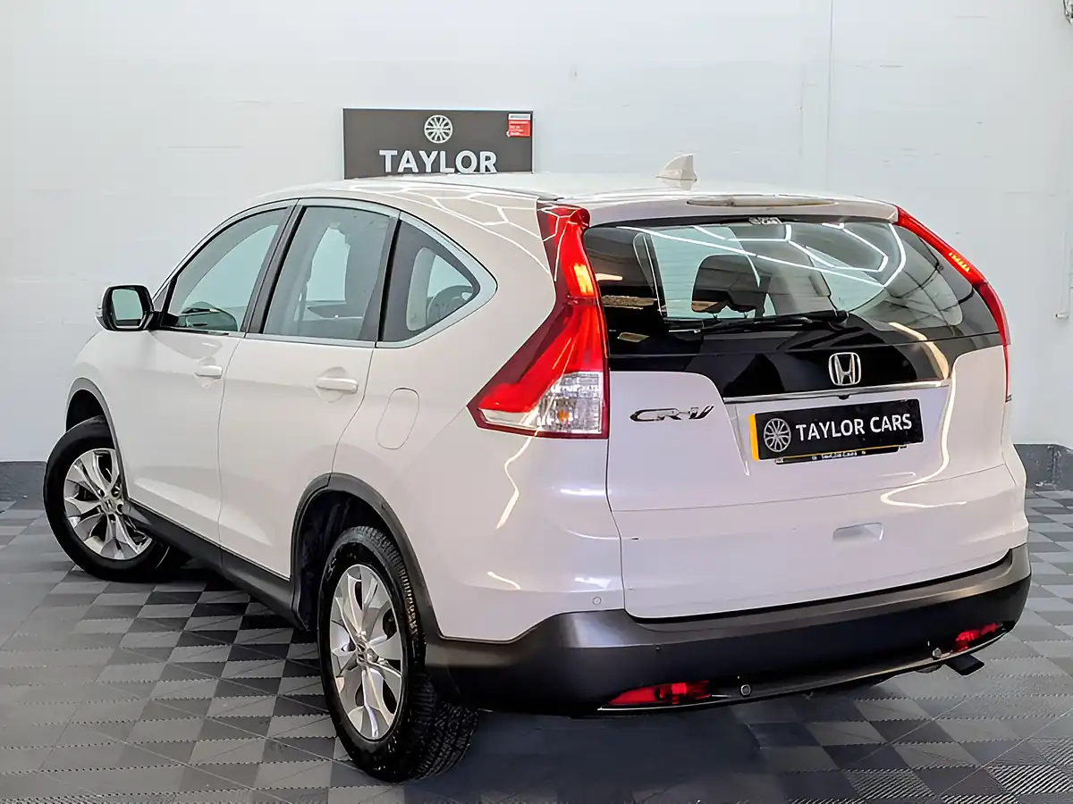 Used 2015 Honda Cr-V Se White - Interior and Exterior details 7