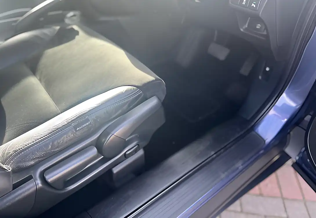 Used 2015 Honda Cr-V Sr Twilight Blue - Interior and Exterior details 12