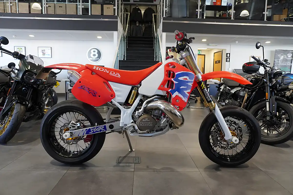 Used 2015 Honda CR500R Red - Front View