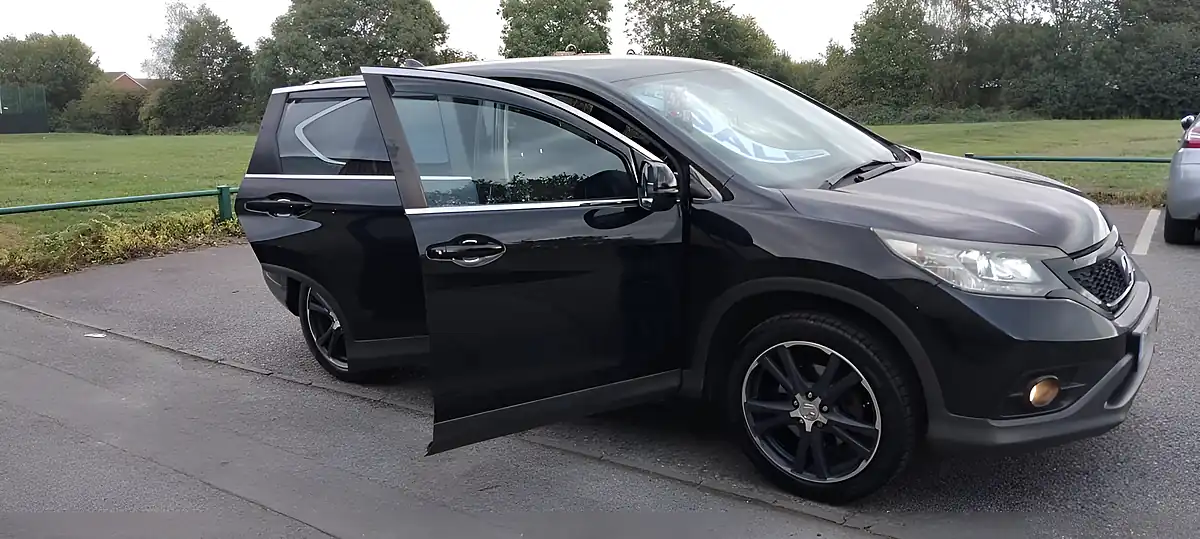 Used 2015 Honda Crv Black Edition Black - Interior and Exterior details 8