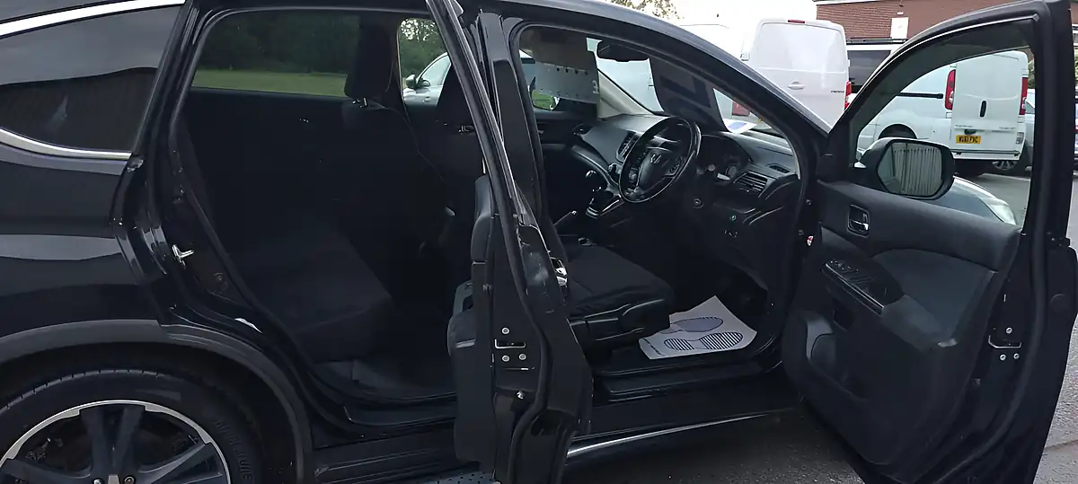 Used 2015 Honda Crv Black Edition Black - Interior and Exterior details 9
