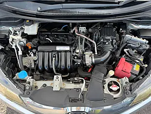 Used 2015 Honda Fit F Package Silver - Interior and Exterior details 18