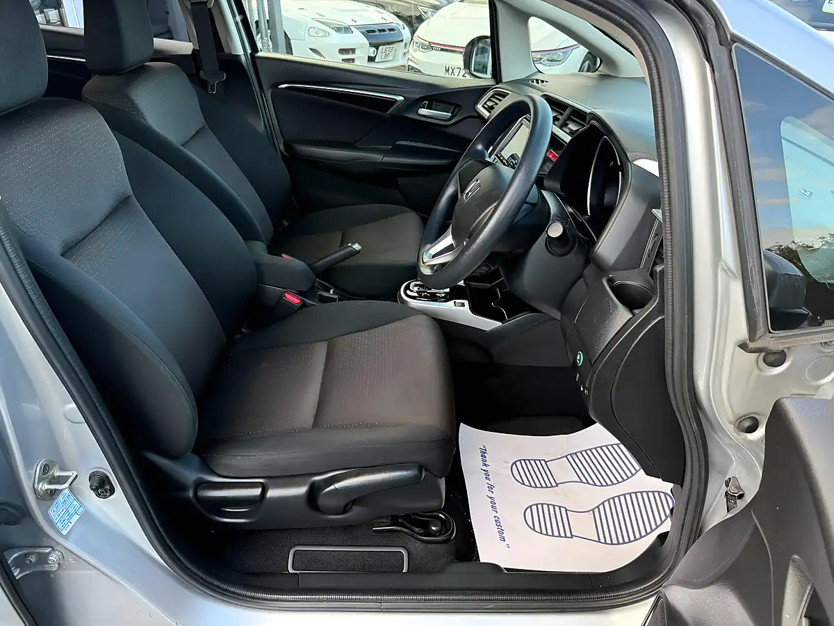 Used 2015 Honda Fit Silver - Interior and Exterior details 12