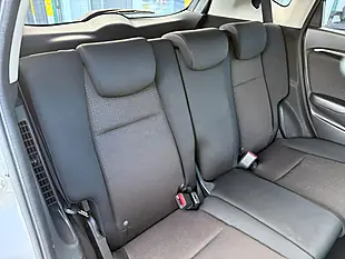 Used 2015 Honda Fit Silver - Interior and Exterior details 4