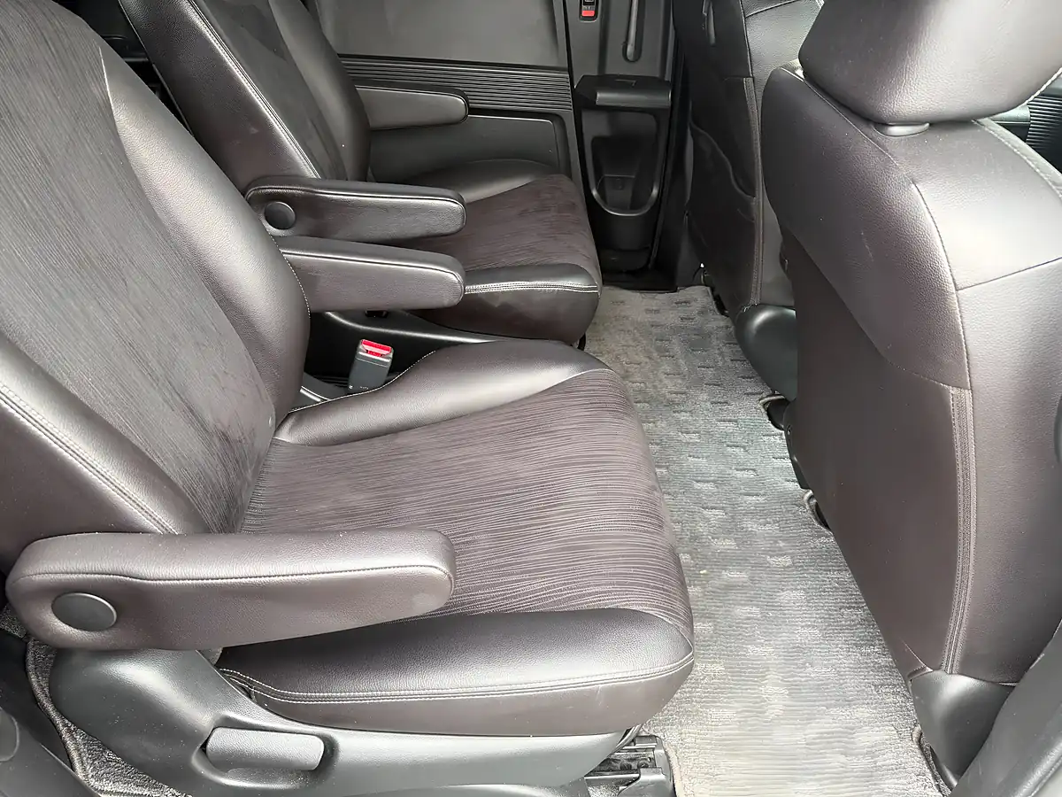 Used 2015 Honda Freed Sliding Doors Black - Interior and Exterior details 17