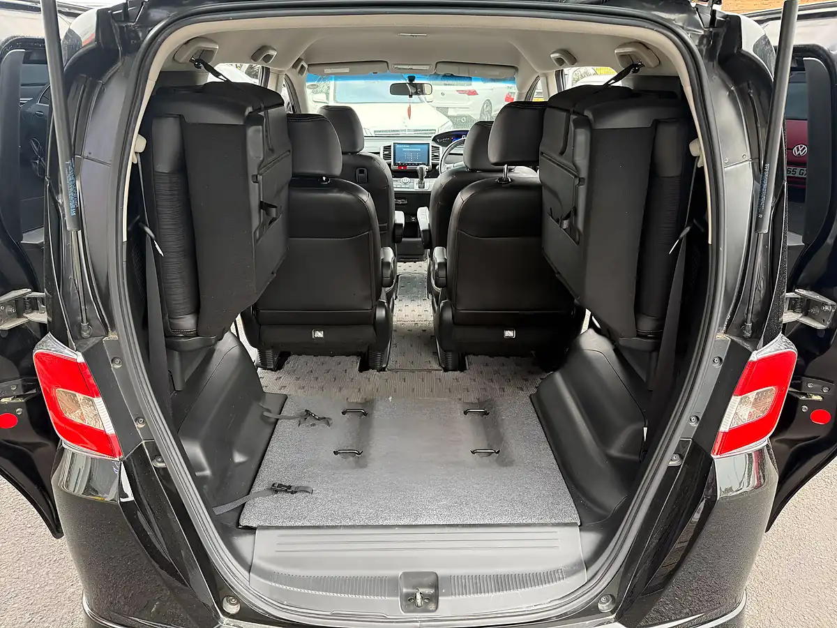 Used 2015 Honda Freed Sliding Doors Black - Interior and Exterior details 18