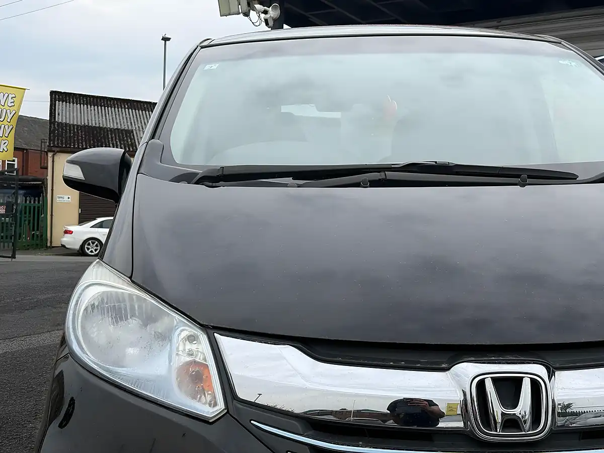 Used 2015 Honda Freed Sliding Doors Black - Interior and Exterior details 9