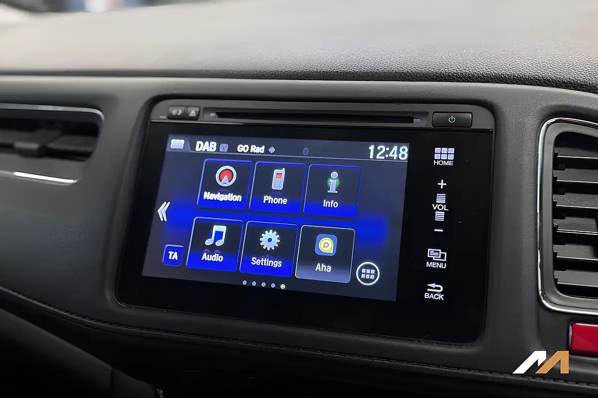 Used 2015 Honda Hr-V Ex Alabaster Silver - Interior and Exterior details 13