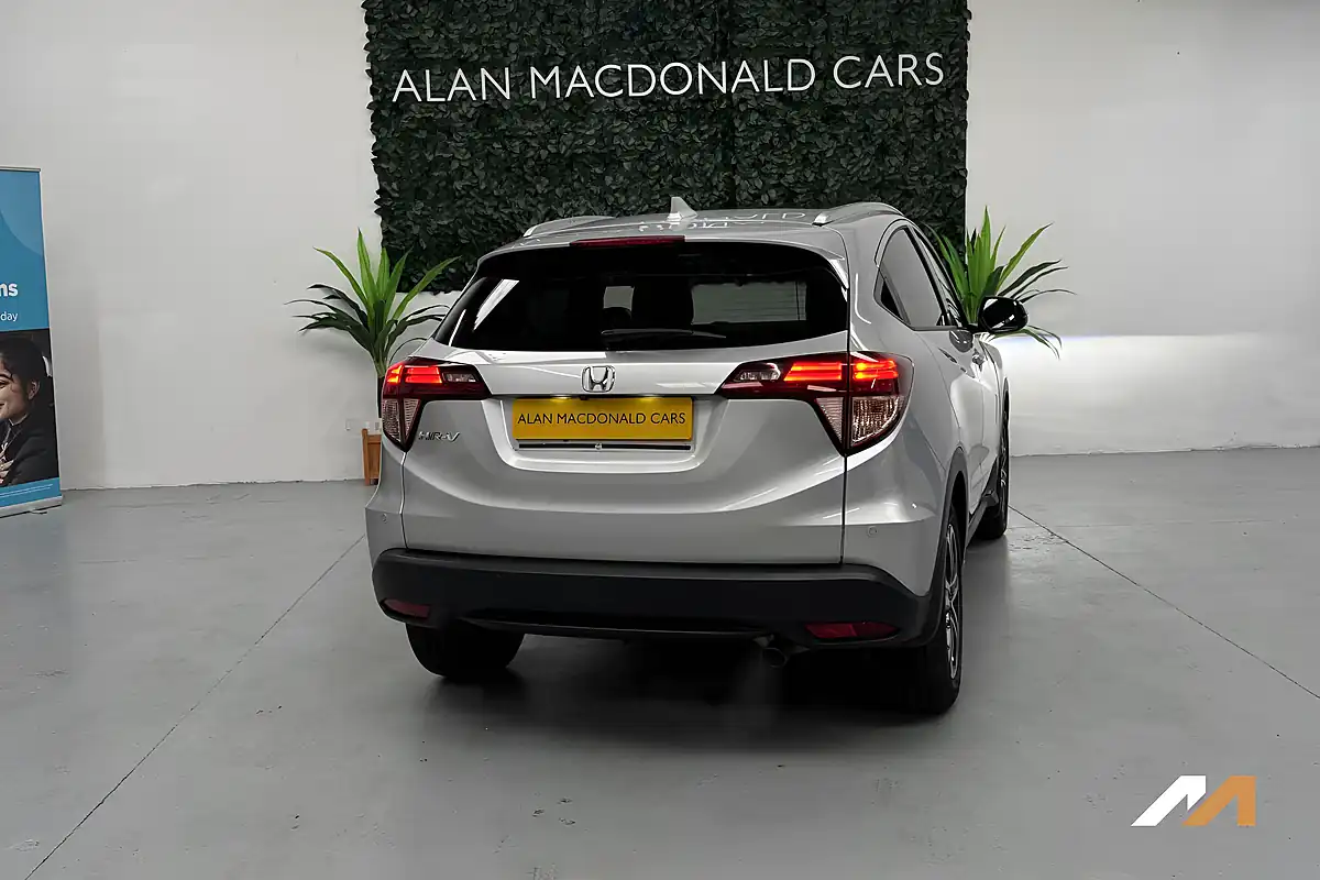 Used 2015 Honda Hr-V Ex Alabaster Silver - Interior and Exterior details 19