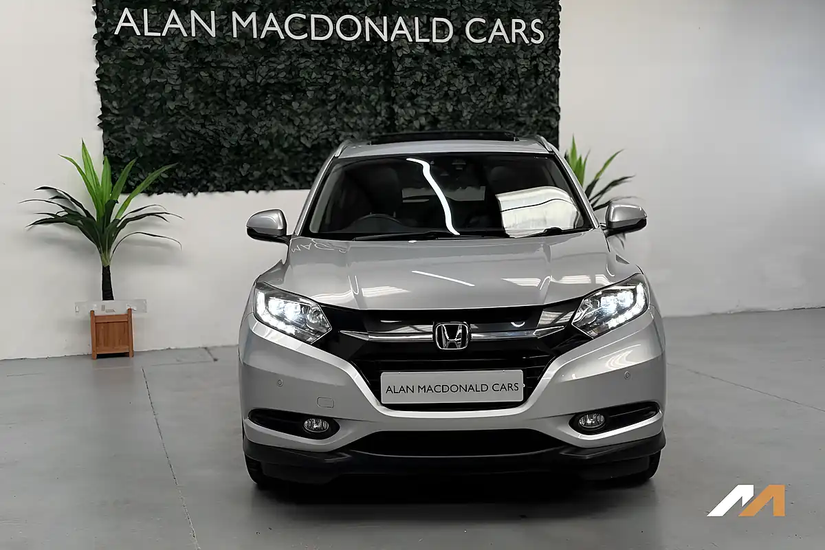 Used 2015 Honda Hr-V Ex Alabaster Silver - Interior and Exterior details 4
